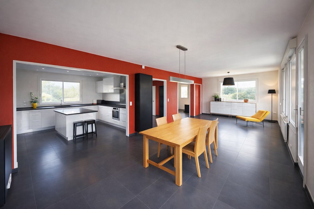 FINISTERE - PROCHE LESNEVEN (29260) - MAISON RENOVE DE 150 M2 - TERRAIN DE 1700 M2