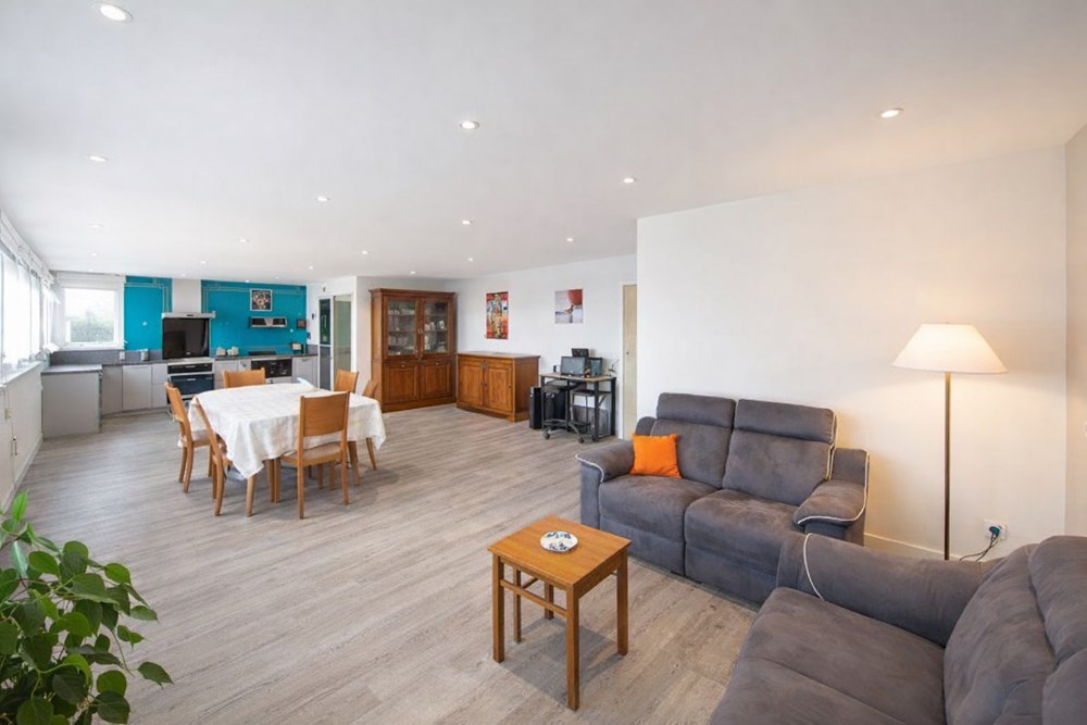 APPARTEMENT - T4 - PIECE VIE 50M² - PARKING - JARDIN ET TERRASSE PARTAGES - ASCENSEUR - STANDING photo 3