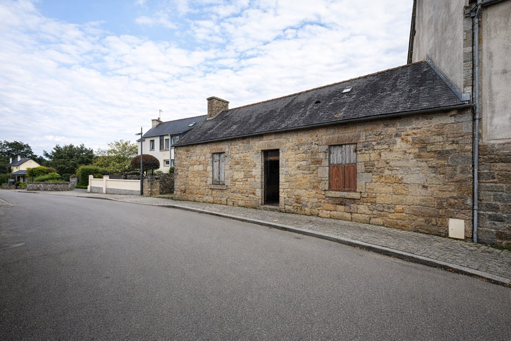 MORLAIX - MAISON - 90 M2 - 4 PIECES