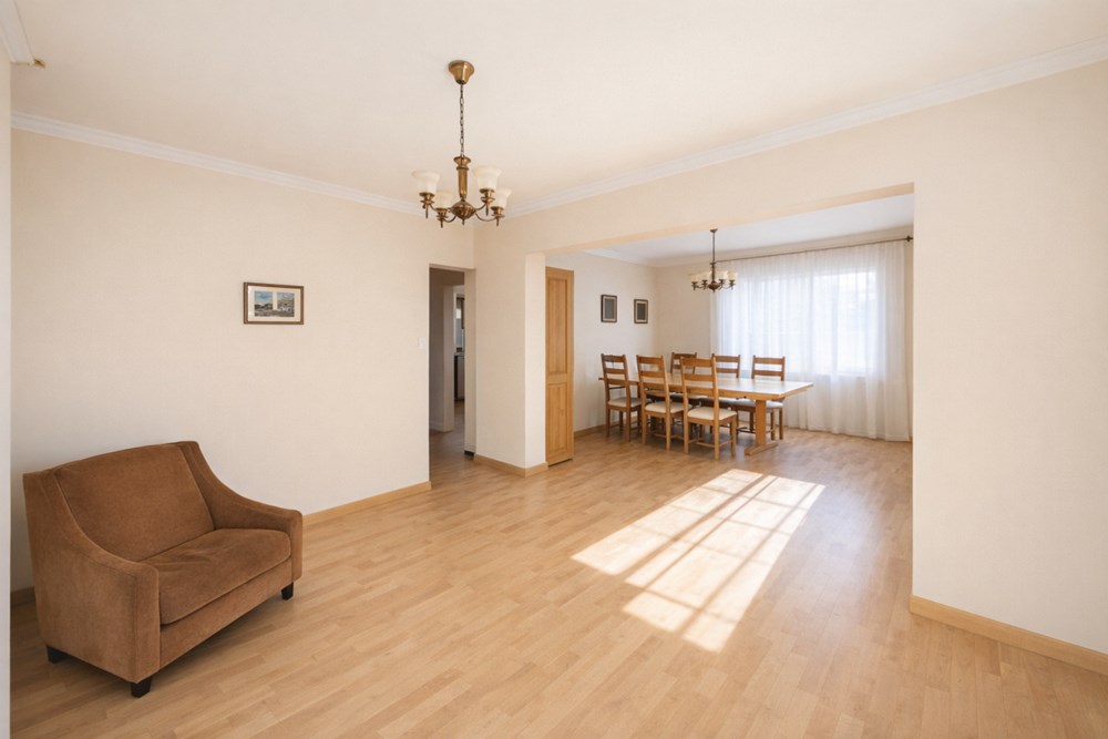 LESNEVEN - MAISON - 143 M2 - 7 PIECES