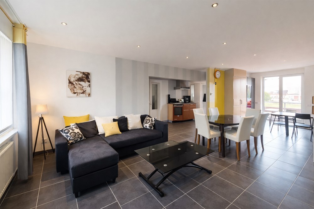 FINISTERE - PROCHE LANDERNEAU (29800) - MAISON RENOVE DE 140 M2 - TERRAIN DE 1000 M2