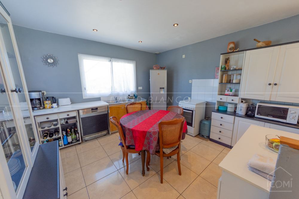 MAISON INDIVIDUELLE DE 2009 T7/8 165M² - 5 CHAMBRES - DOUBLE GARAGE - SUR TERRAIN DE 1300M² photo 4