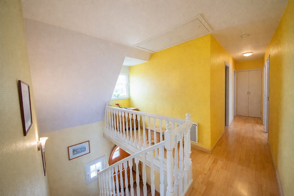 GOUESNOU - MAISON - 175 M2 - 8 PIECES photo 5
