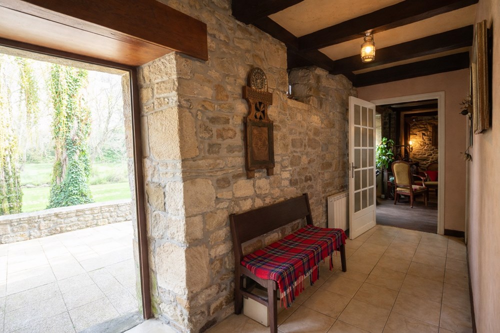 MOULIN - 5/8 CHAMBRES - 175 M² - 300 M² UTILE - PARC DE 6.000M² - COURS D'EAU "BIEF" photo 5