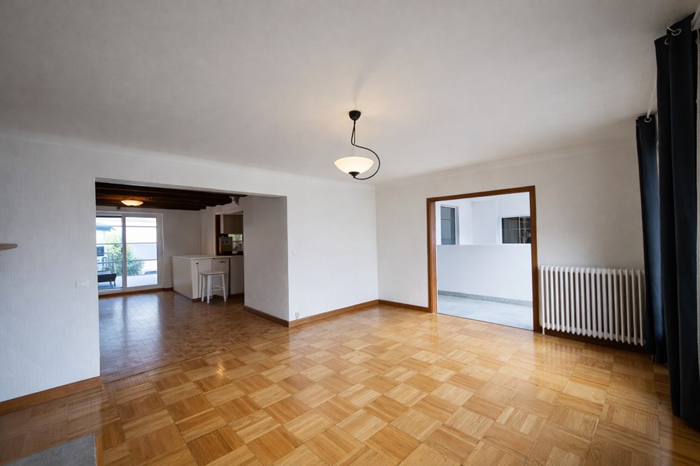 MAISON - 200 M² - PIECE VIE 60M² - 4 CHAMBRES - TERRASSE - HYPER CENTRE VILLE PROXIMITE photo 4
