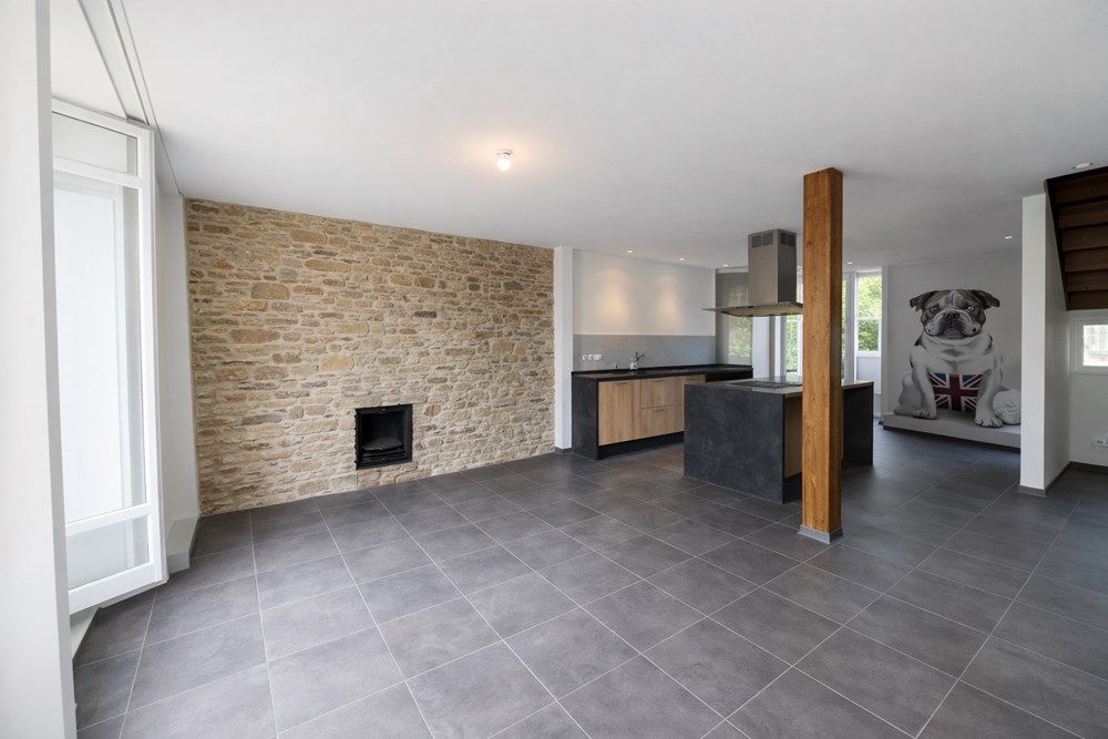 LESNEVEN - MAISON - 127 M2 - 5 PIECES photo 2