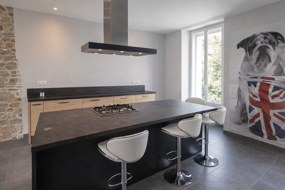 LESNEVEN - MAISON - 127 M2 - 5 PIECES photo 3