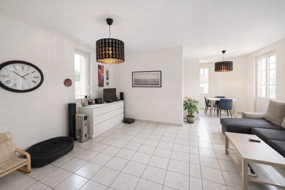 LESNEVEN - APPARTEMENT - 72 M2 - 4 PIECES