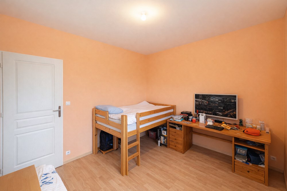LESNEVEN - APPARTEMENT - 72 M2 - 4 PIECES photo 5