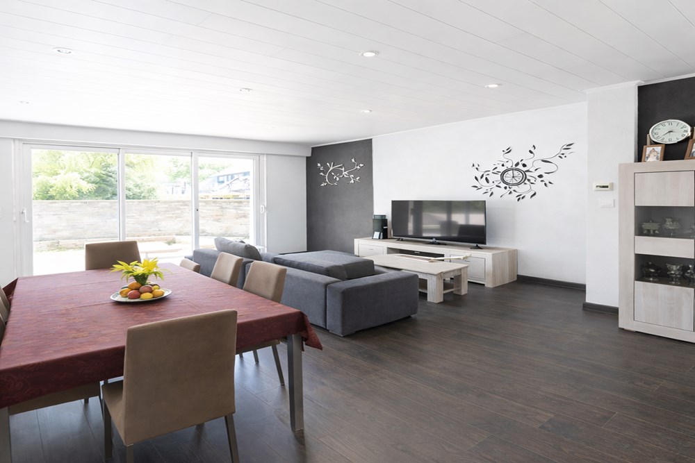 LESNEVEN - MAISON - 150 M2 - 4 PIECES photo 3