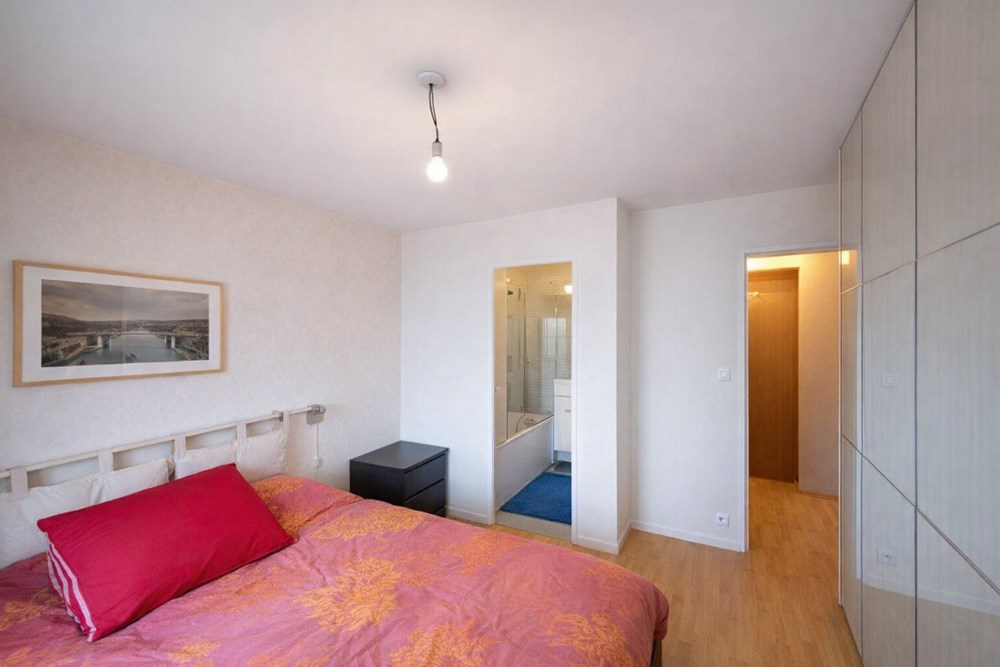 APPARTEMENT T2 - 3EME ET DERNIER ETAGE AVEC BALCON CAVE ET PARKING - LUMINEUX photo 2