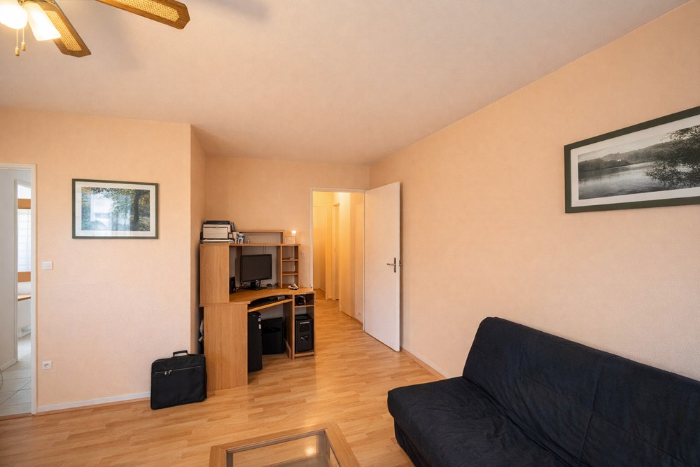 APPARTEMENT T2 - 3EME ET DERNIER ETAGE AVEC BALCON CAVE ET PARKING - LUMINEUX photo 4