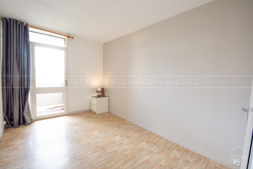APPARTEMENT T4/T5 - 3/4 CH - VUE MER - CALME - DERNIER ETAGE photo 4