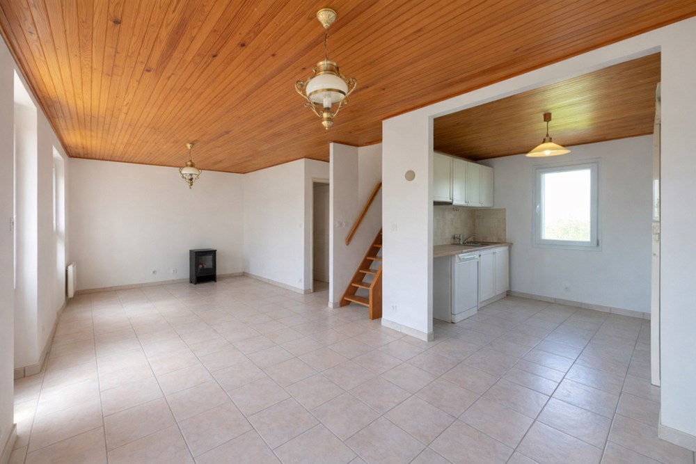 MAISON T6 DE CHARME ET MAISON T2 IDEAL POUR VOS INVITES OU EN LOCATION TEMPORAIRE - COUP DE COEUR photo 3