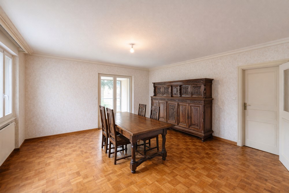 LANDIVISIAU - MAISON - 149 M2 - 6 PIECES photo 2