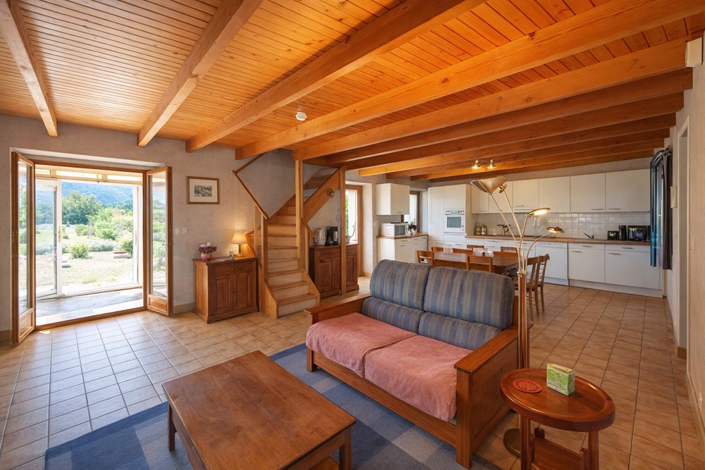 MAISON - CORPS DE FERME DE 300M² UTILE SUR 1600 DE TERRAIN - SUPERBE POTENTIEL - COUP DE COEUR photo 2