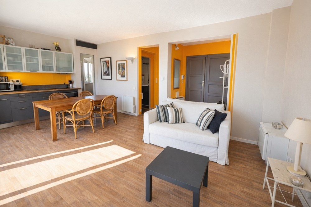 BREST - APPARTEMENT - 43 M2 - 2 PIECES