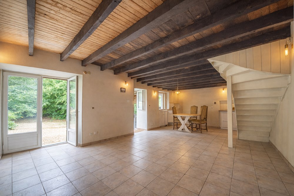 MAISON - CORPS DE FERME DE 200M² SUR 1700 DE TERRAIN - 7 CHAMBRES - PISCINE - CALME - PROXIMITE RN12 SANS NUISANCE SONORE photo 2