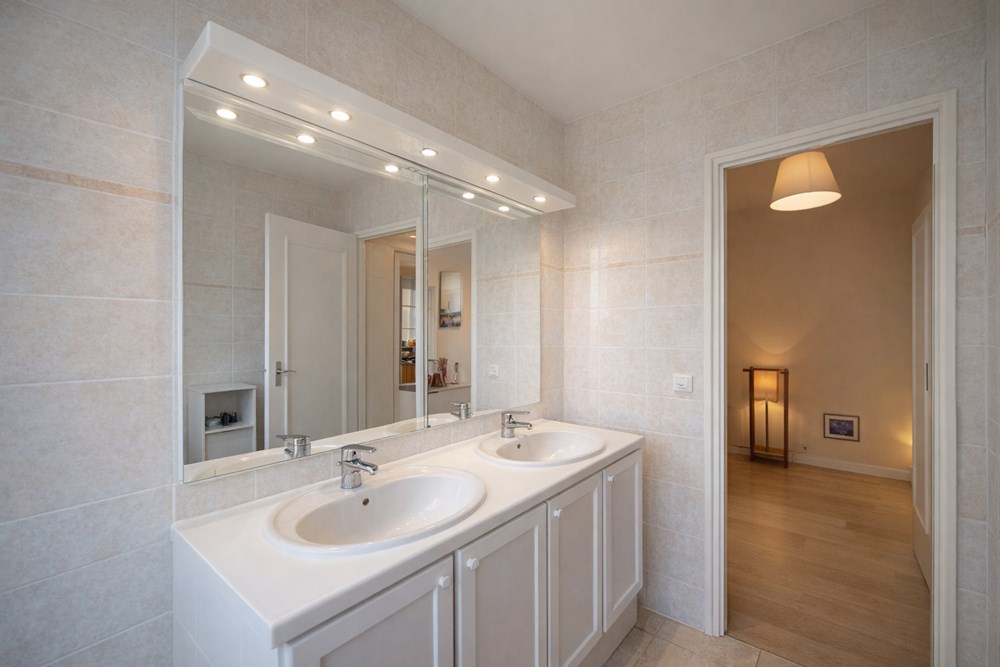 MAISON 120M² - TERRAIN 400M² - 4 CHAMBRES - ESPACE VIE TRIPLE - AUCUN TRAVAUX photo 4