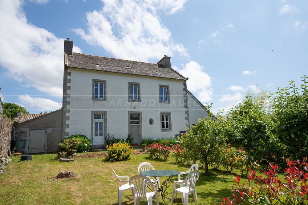 MAISON T8 - 4/6 CHAMBRES - TERRAIN 990M² - RARE - COUP DE COEUR ASSURE