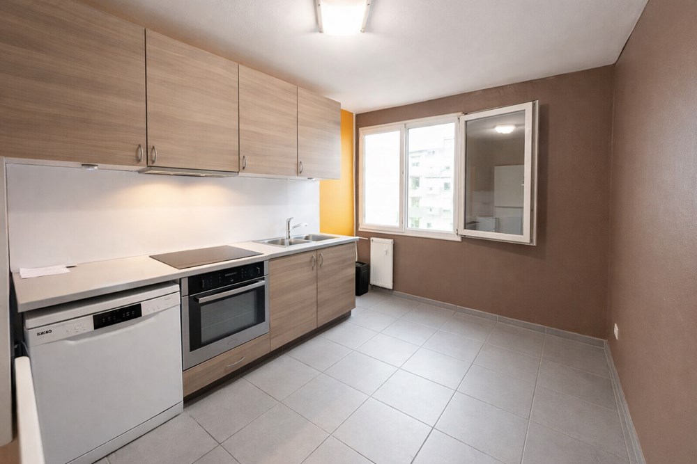 BREST - APPARTEMENT - 80 M2 - 4 PIECES photo 3
