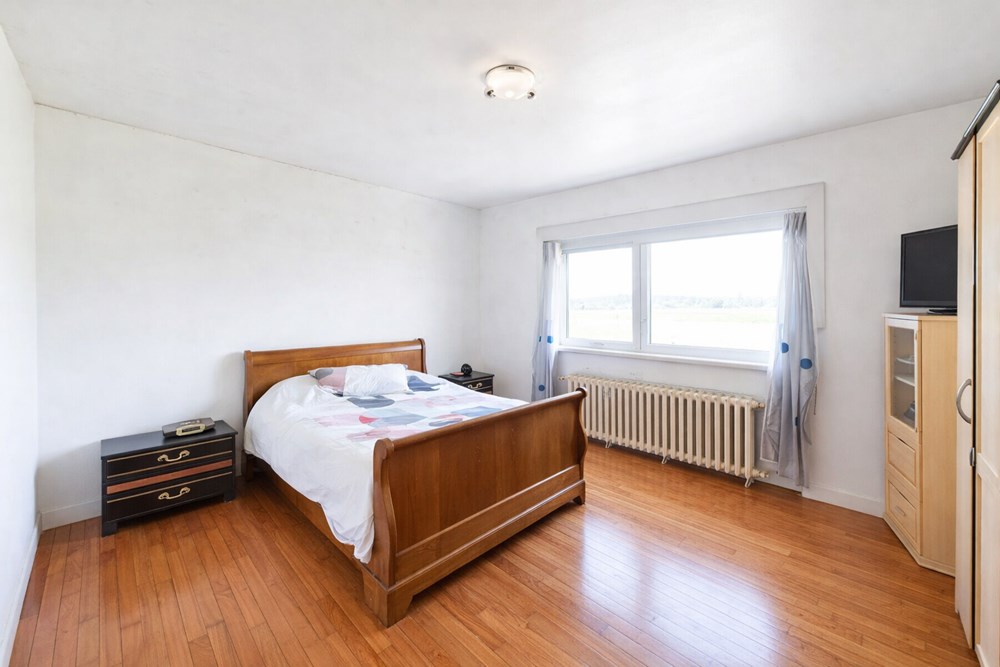 SAINT-VOUGAY - MAISON - 162 M2 - 5 PIECES photo 3