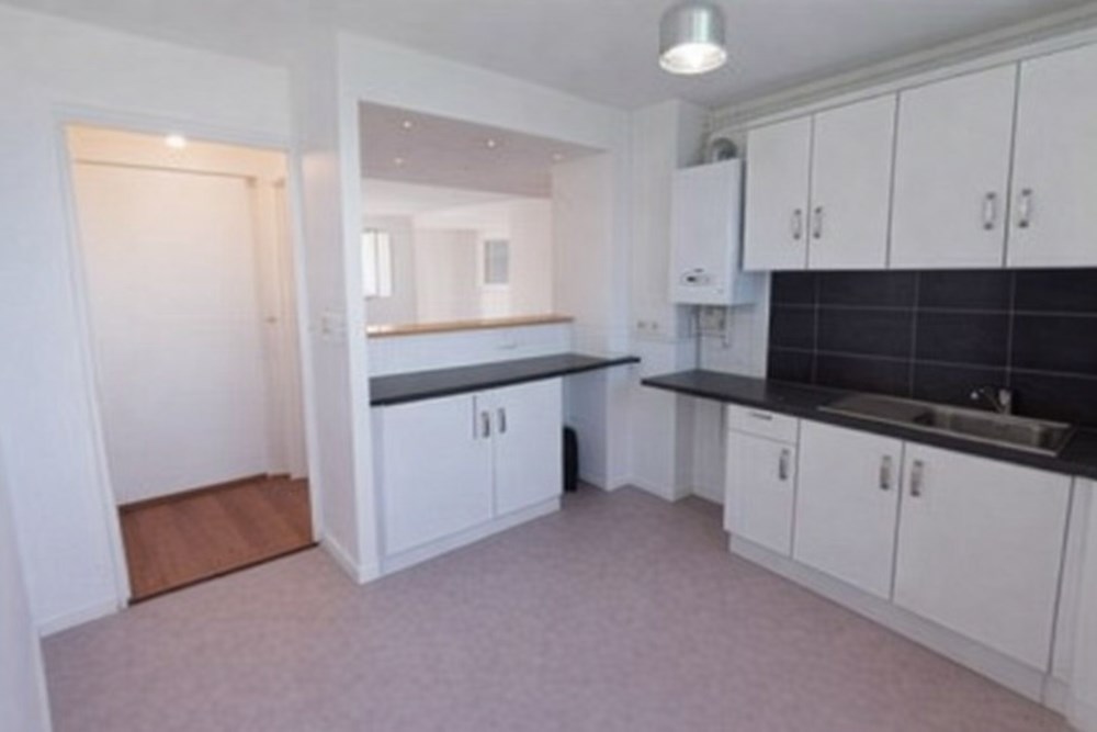 BREST - APPARTEMENT - 54 M2 - 3 PIECES photo 2