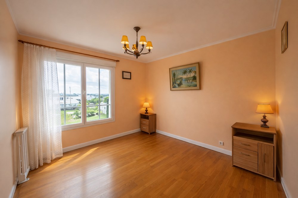 MAISON T6 DE 100 M² - 4 CHAMBRES - GARAGE - ATELIER - CABANON - 400 M² DE TERRAIN - CALME photo 4