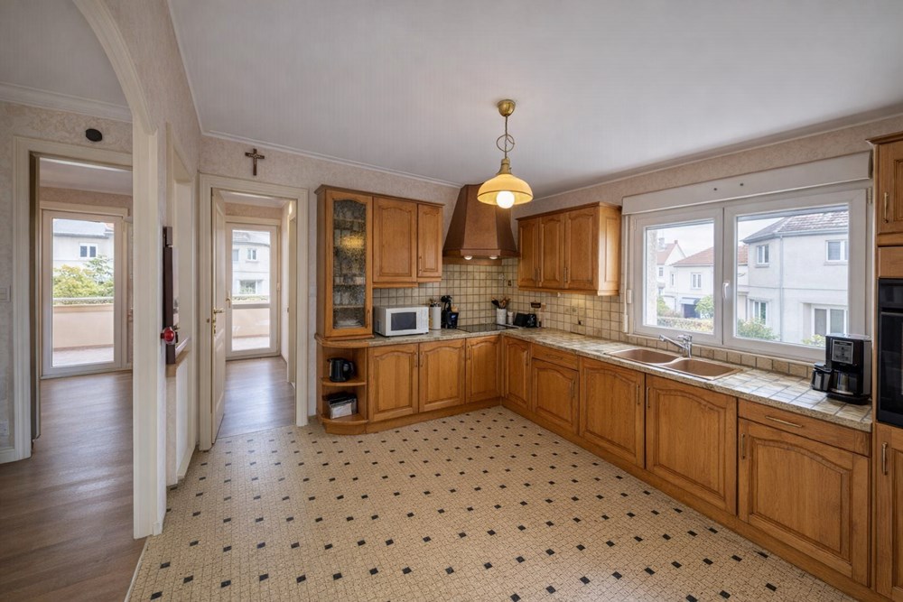 MAISON T6 DE 100 M² - 4 CHAMBRES - GARAGE - ATELIER - CABANON - 400 M² DE TERRAIN - CALME photo 3