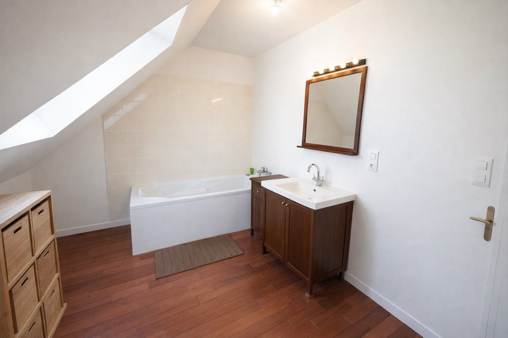 PLOUESCAT - MAISON - 119 M2 - 5 PIECES photo 4