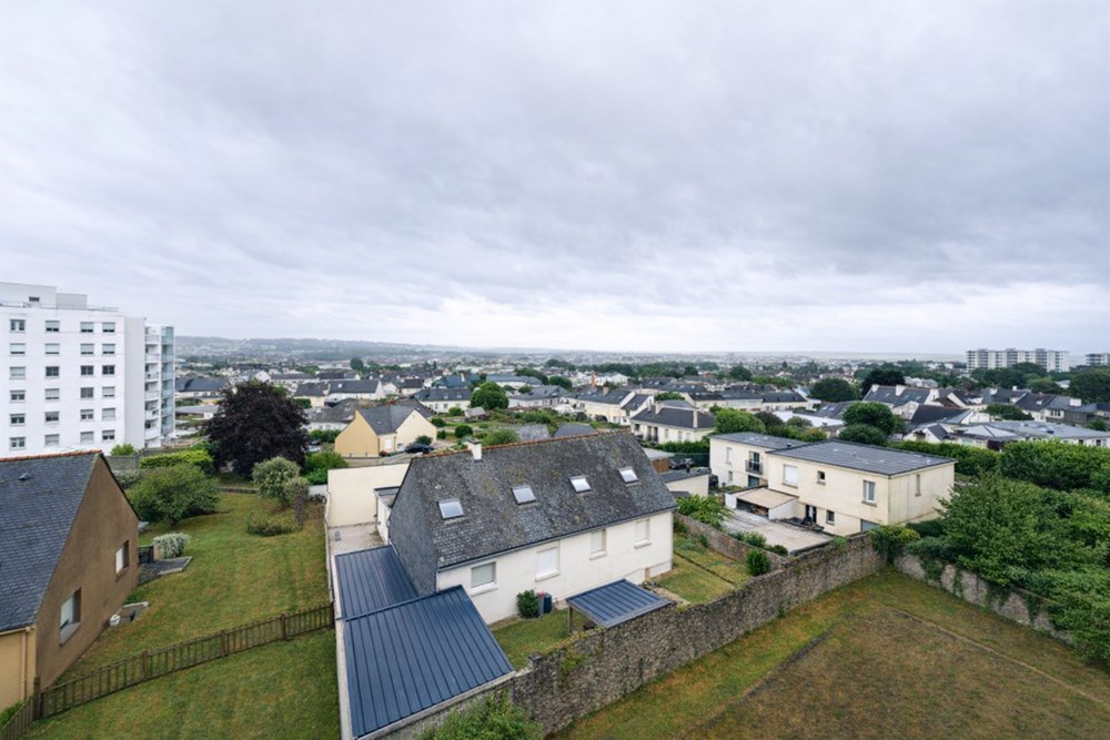 BREST - APPARTEMENT - 72 M2 - 3 PIECES