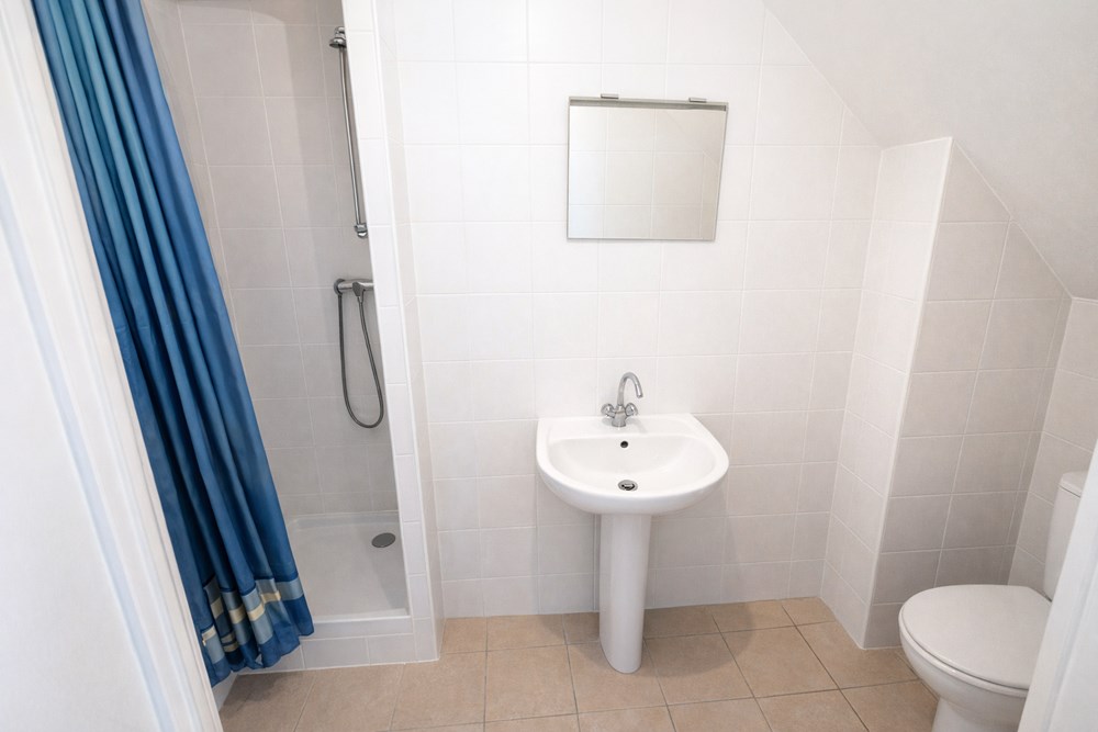 LESNEVEN - APPARTEMENT - 22 M2 - 1 PIECE photo 3
