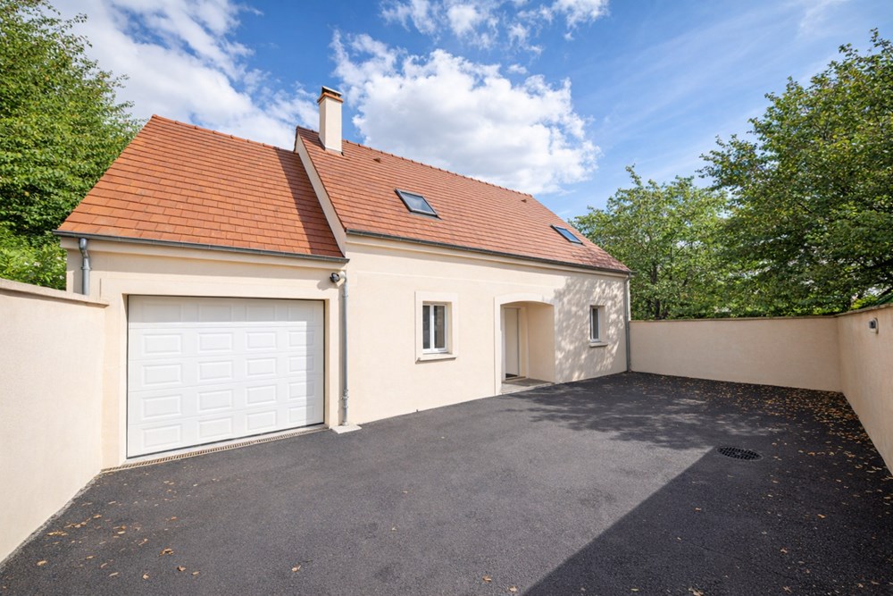MAISON CONTEMPORAINE 2013 - 1ER MAIN - 4/5 CHAMBRES - PIECE DE VIE DE +40 M² - PROXIMITE SERVICES ET TRANSPORTS - CALME