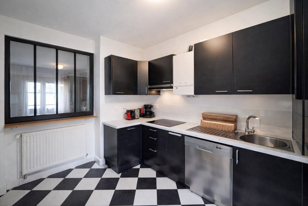APPARTEMENT T5 - PIECE DE VIE TRIPLE DE 50M² - 3 CH - RENOVATION RECENTE photo 4