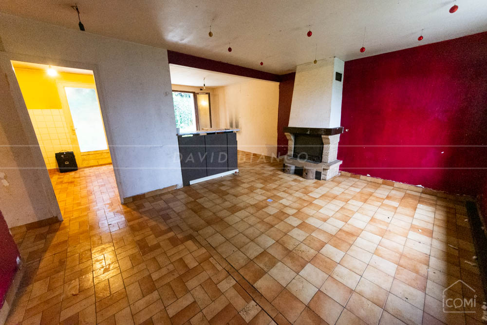 MAISON T7 145M² A RENOVER SUR 500M² DE TERRAIN