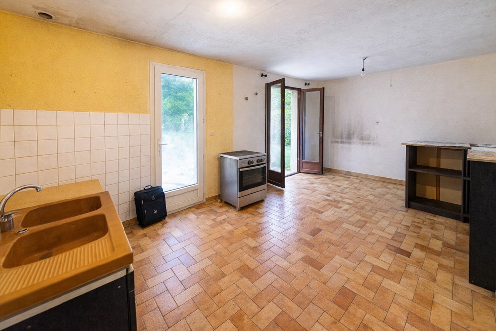 LANDERNEAU - MAISON - 145 M2 - 6 PIECES photo 2