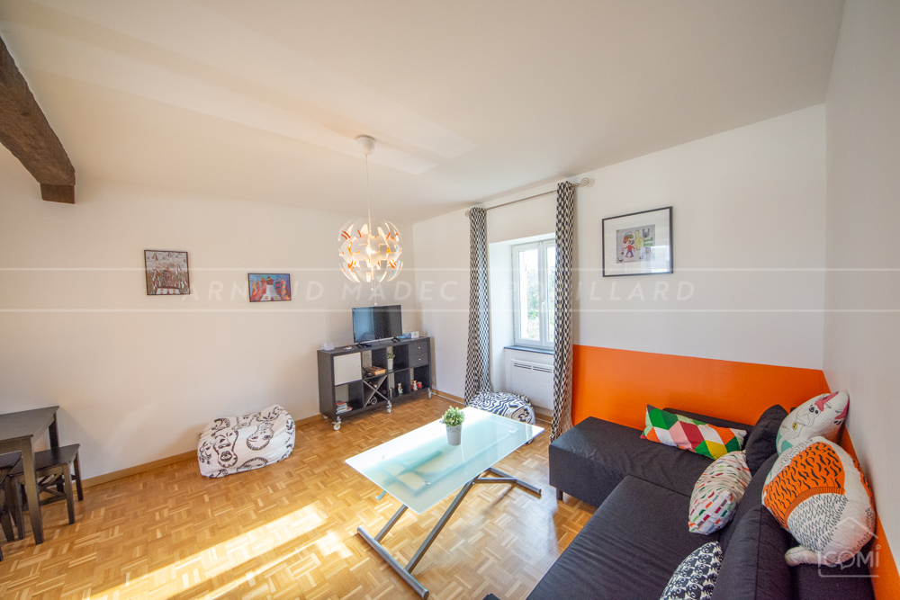 APPARTEMENT - 2 CHAMBRES - GRAND SEJOUR - AUCUN TRAVAUX - PROCHE MER - JARDIN PRIVATIF - CAVE