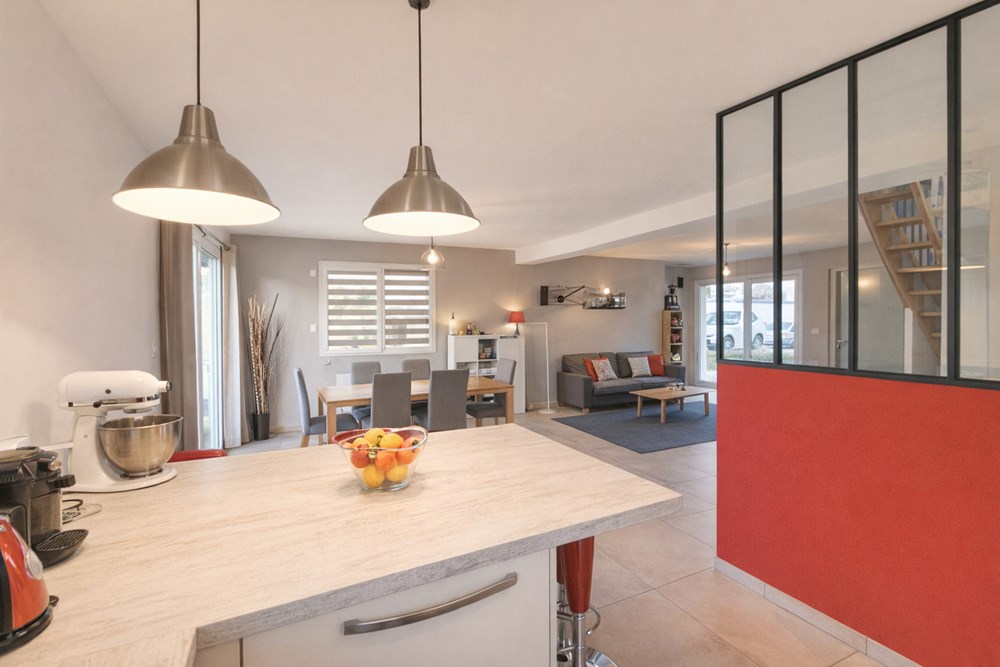 MAISON T6 DE 120 M² - TERRAIN DE 540M² - CONSTRUCTION DE 2016 - STANDING - CALME photo 4