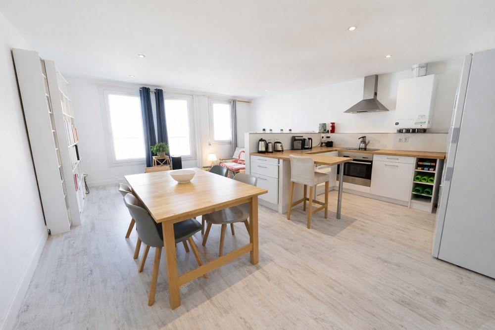BREST - APPARTEMENT - 90 M2 - 4 PIECES photo 3