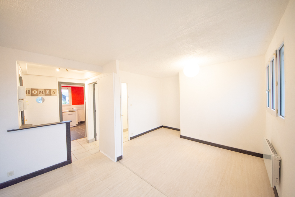 BREST - APPARTEMENT - 66 M2 - 4 PIECES photo 2