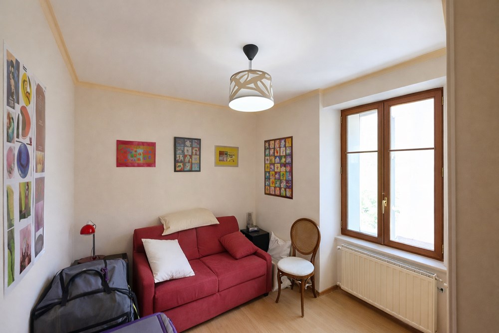 DAOULAS - MAISON - 242 M2 - 8 PIECES photo 3