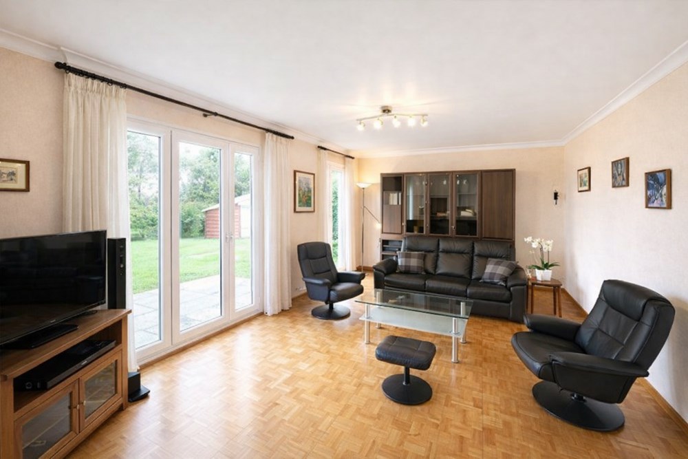 MAISON 3/5 CH - 192 M² UTILE - 127 M² PONDERE - TERRAIN SANS VIS A VIS DE 1711M² - ECRIN DE VERDURE photo 3
