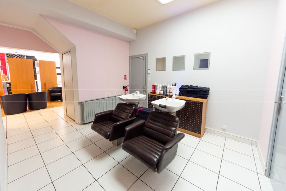 SALON COIFFURE ET ESTHÉTIQUE DE 80M² photo 3