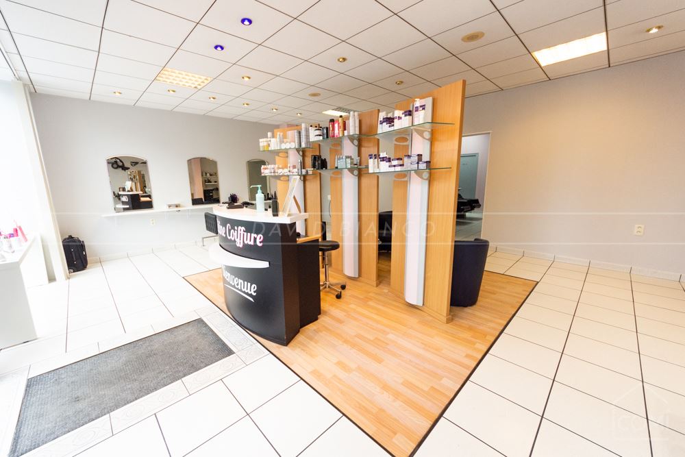 SALON COIFFURE ET ESTHÉTIQUE DE 80M²