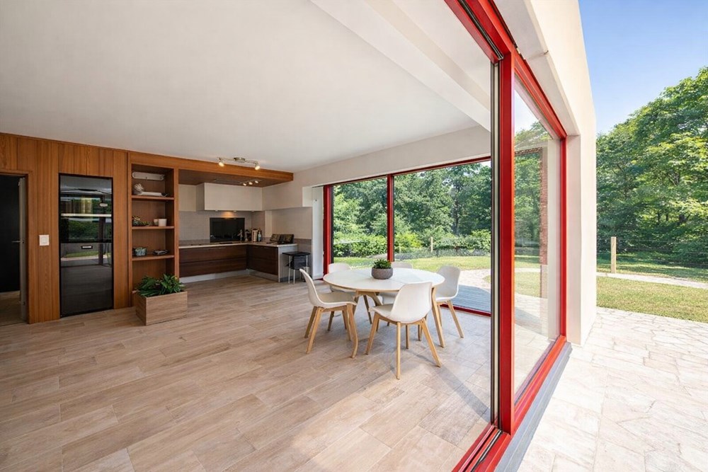 MAISON 200M² - 5/6 CHAMBRES - TERRAIN 1500M² ENVIRON - PLAIN-PIED - RARE photo 2