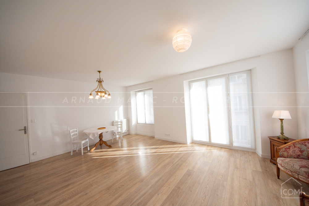 APPARTEMENT T3 - ASCENSEUR - COURS AJOT - RARE photo 2