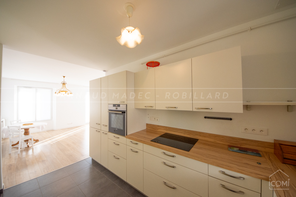APPARTEMENT T3 - ASCENSEUR - COURS AJOT - RARE photo 5