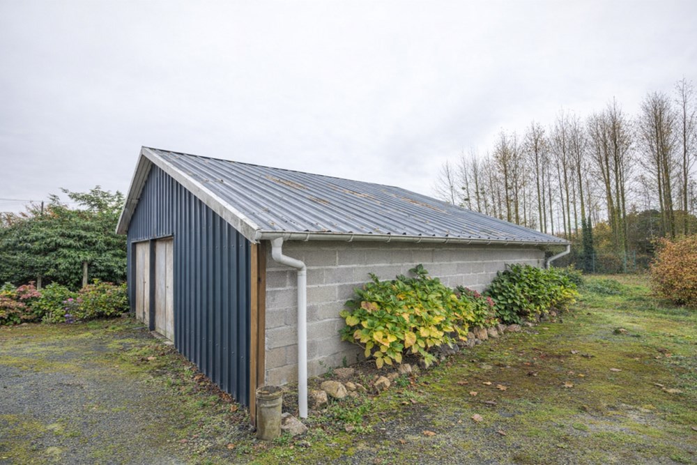 PROPRIETE T8 - 6 CHAMBRES - TERRAIN 3HA - DEPENDANCES - CALME - CULTURE - EXCEPTIONNEL photo 5