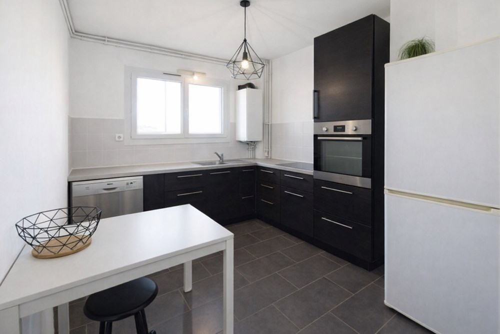 BREST - APPARTEMENT - 81 M2 - 4 PIECES photo 3