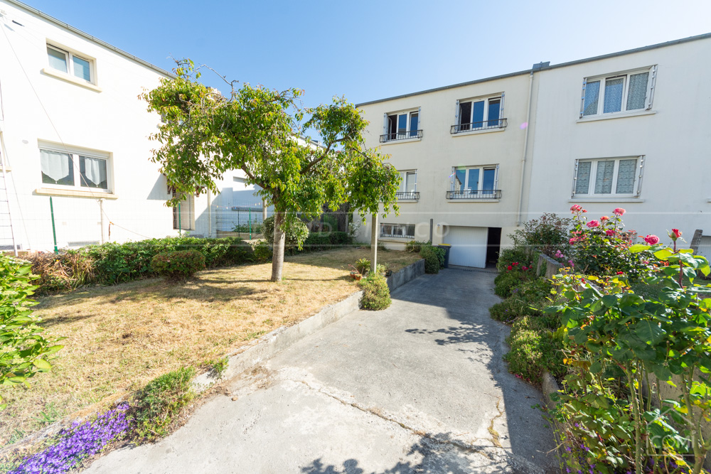 MAISON DE VILLE T5 80M² SUR TERRAIN DE 200M²